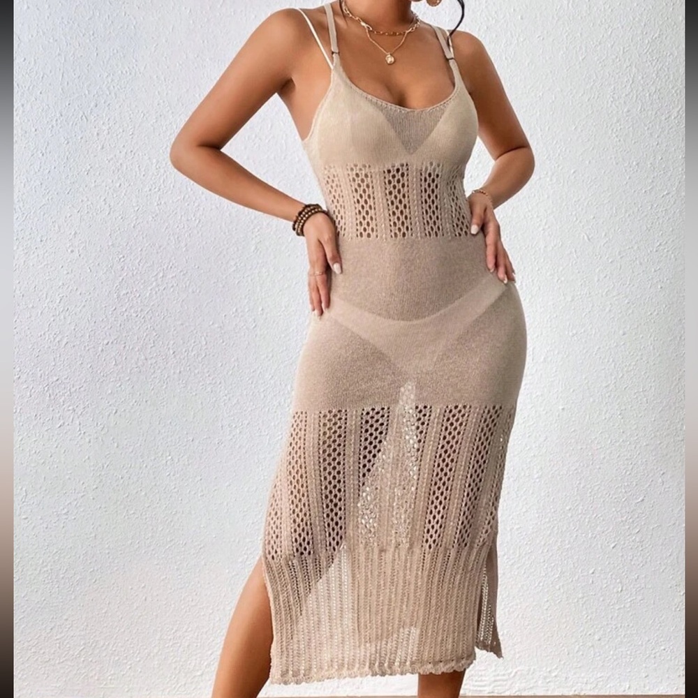 Size M Knit Cover-Up Dress